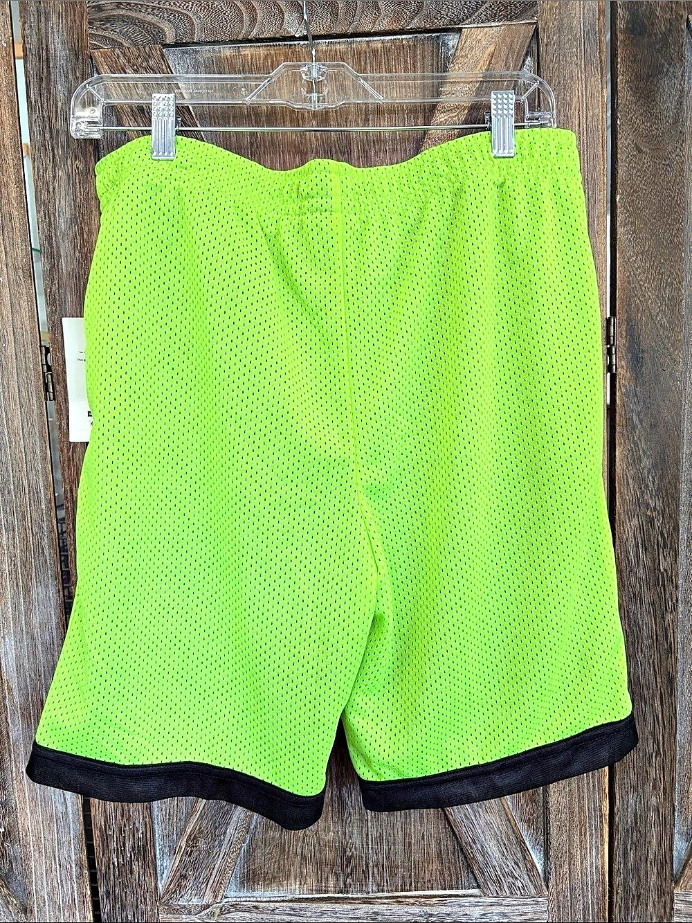 NWT Athletic Works Boys Mesh Short Athletic Shorts Green & Black XL (14-16)